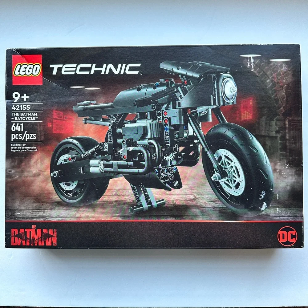 LEGO Technic The Batman Batcycle 42155 NISB NWT - Picture 6 of 13